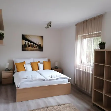 Ovar Apartman Mosonmagyarovar Exterior photo
